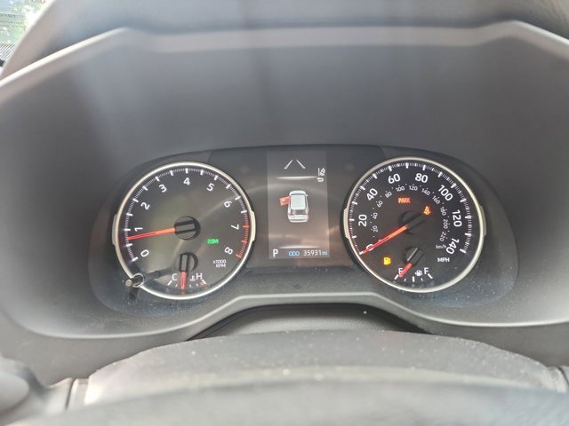 Used 2021 Toyota RAV4 XLE image 28