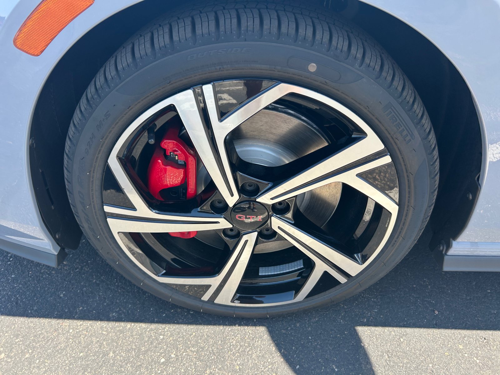 New 2026 Volkswagen Golf SE FWD image 25