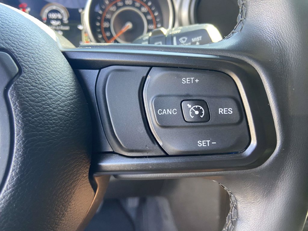 Used 2021 Jeep Wrangler Sport AWD/4WD image 35