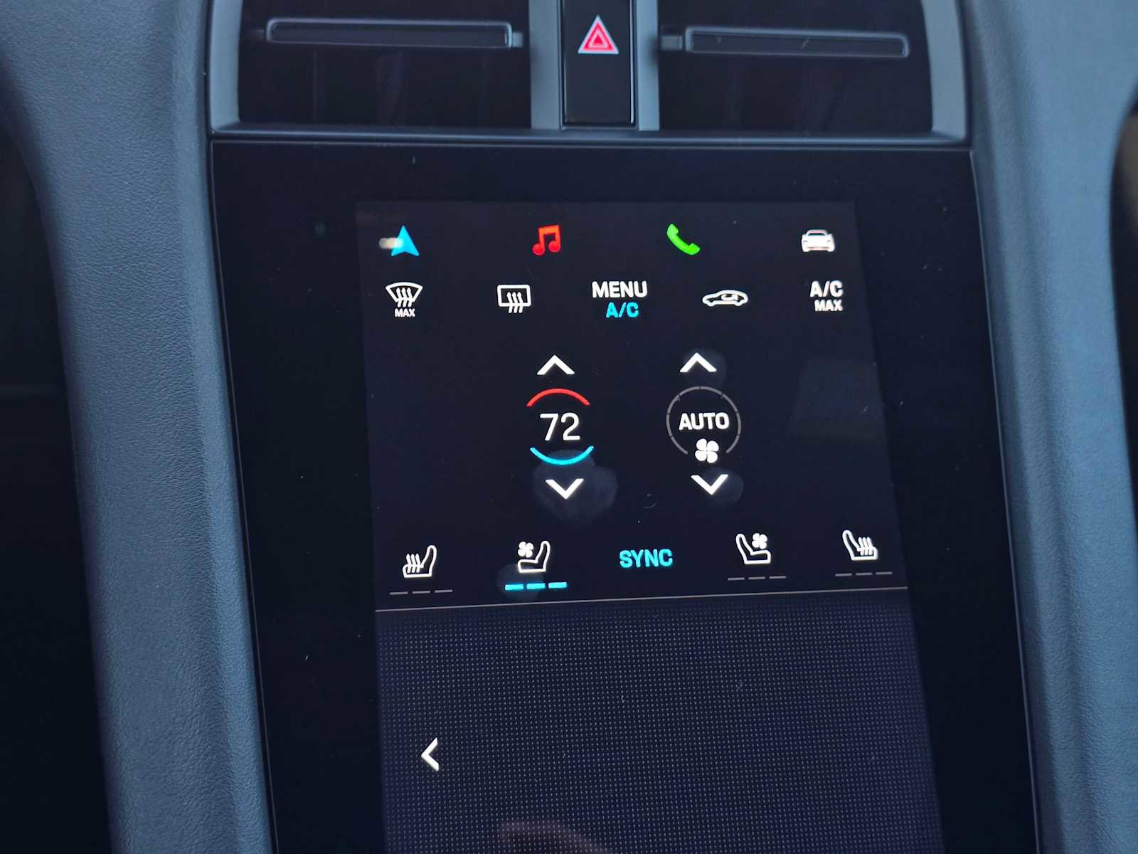 Used 2023 Porsche Taycan 4S w/ Technology Package image 28