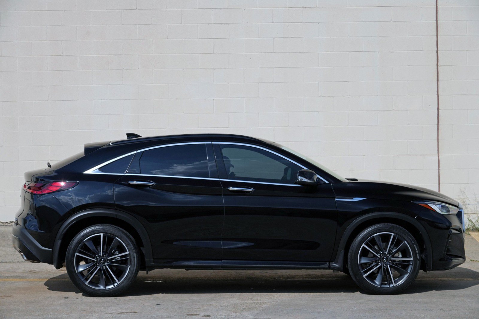 Used 2023 INFINITI QX55 Luxe w/ Cargo Package AWD/4WD image 53