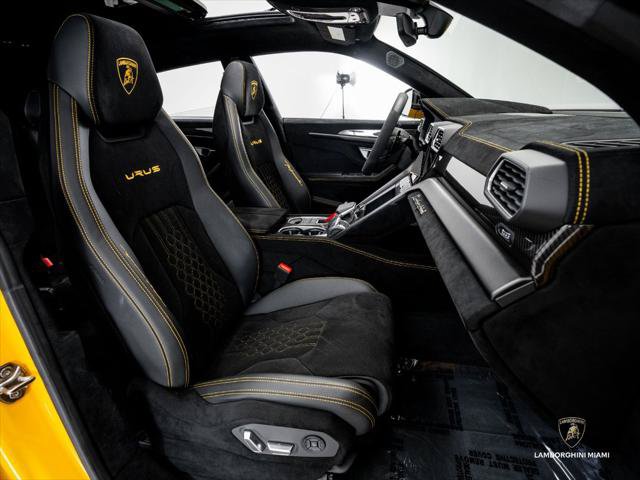 Used 2024 Lamborghini Urus Performante AWD/4WD image 47