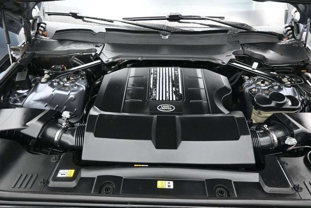 Used 2018 Land Rover Range Rover Supercharged AWD/4WD image 14
