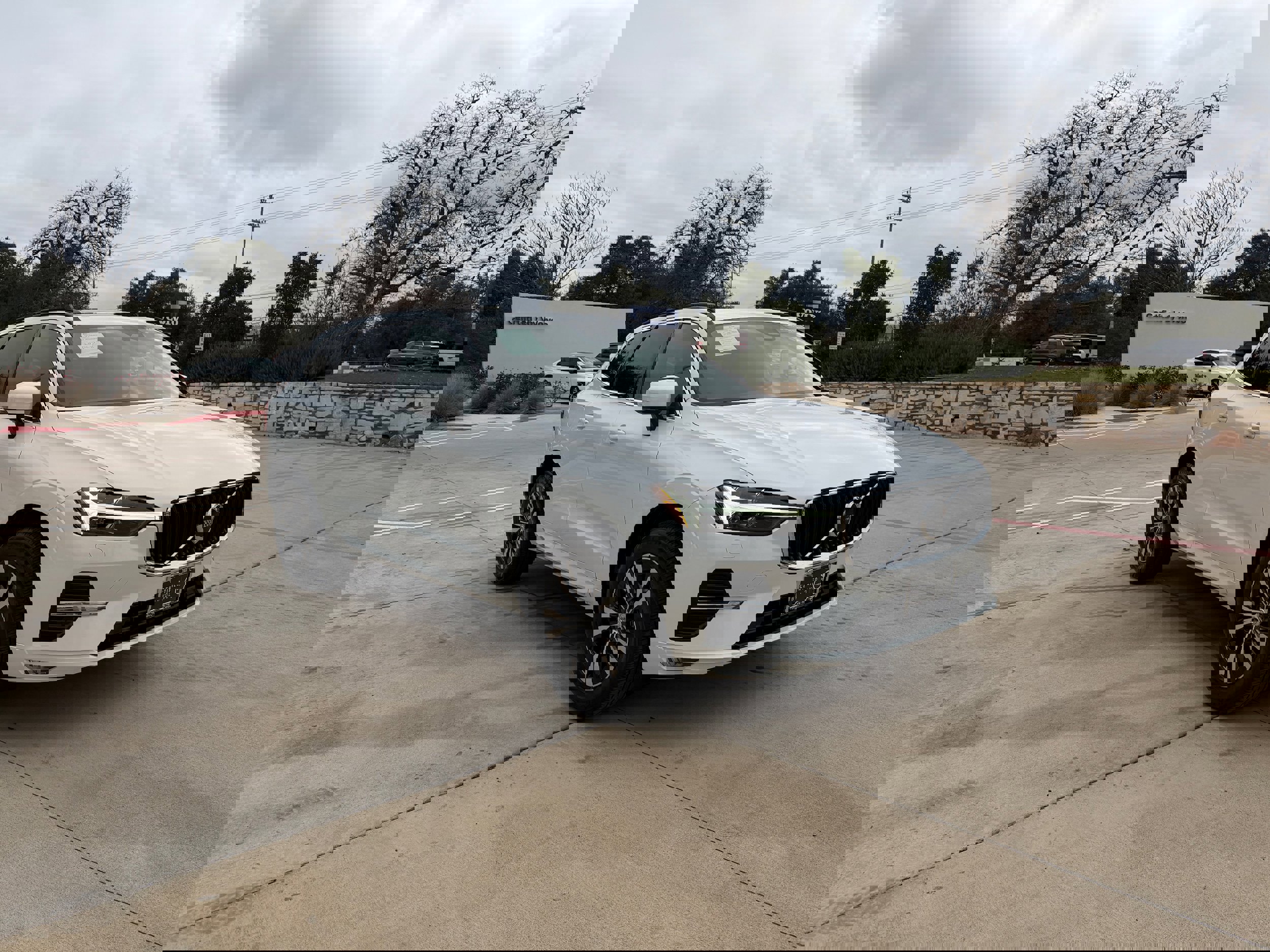 Certified 2023 Volvo XC60 B5 Core image 7