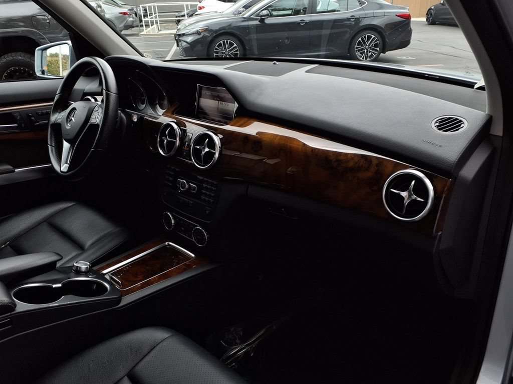Used 2013 Mercedes-Benz GLK 350 2WD image 21