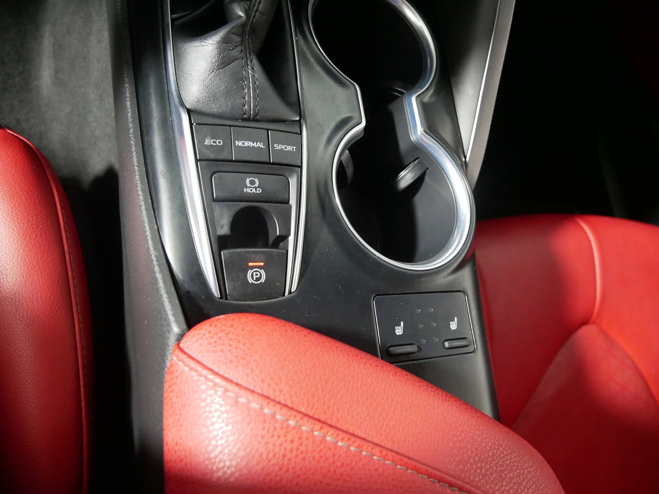 Used 2019 Toyota Camry XSE w/ Driver Assist Package FWD image 30