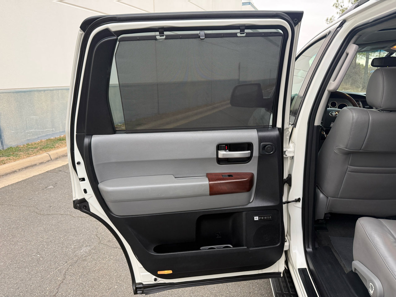 Used 2012 Toyota Sequoia Platinum image 18