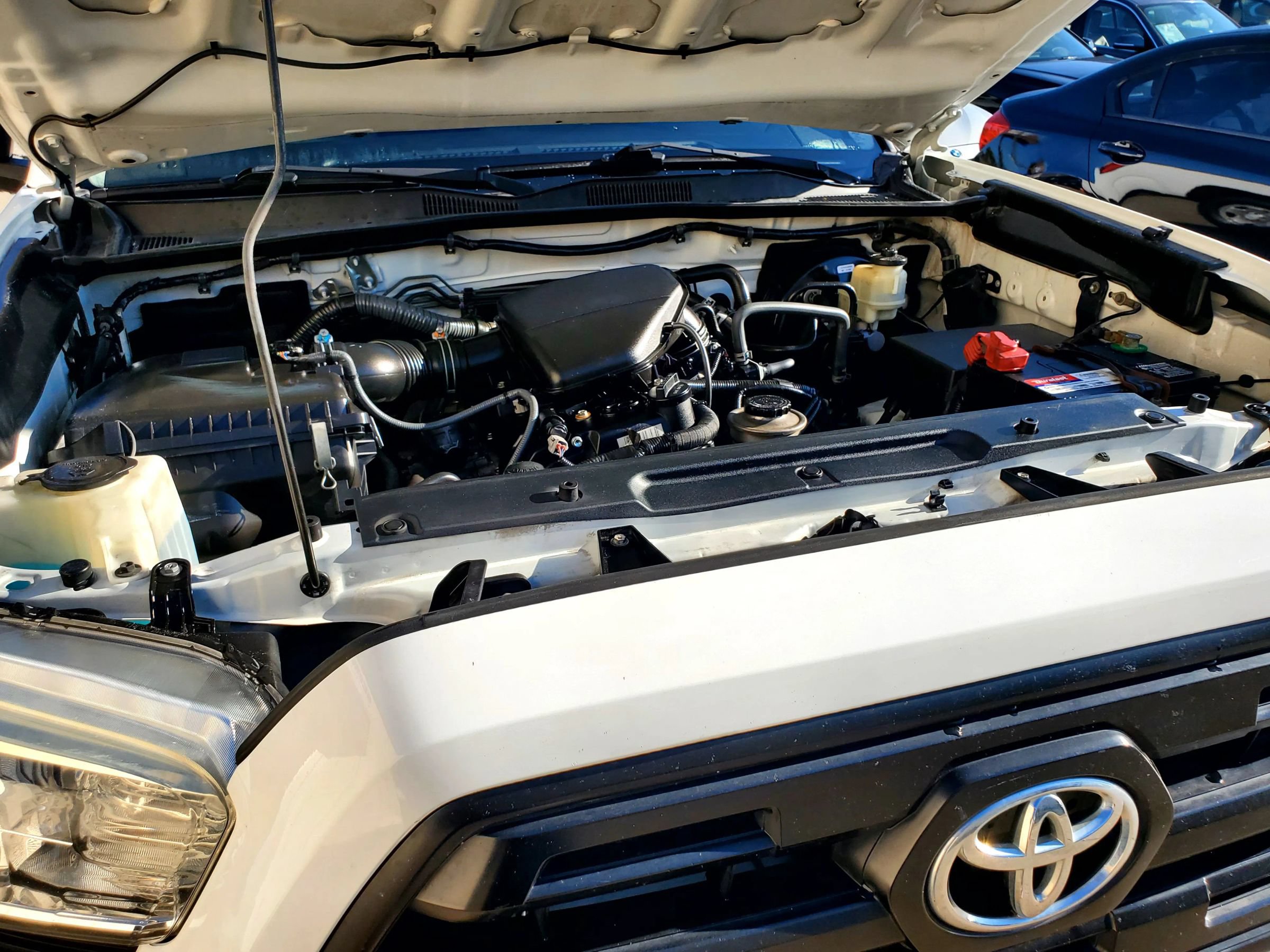 Used 2016 Toyota Tacoma SR RWD image 44