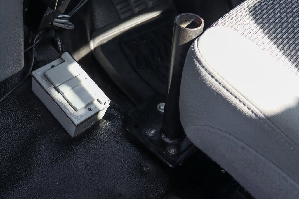 Used 2012 Ford F550 2WD Regular Cab Super Duty w/ PWR Equipment Group image 34