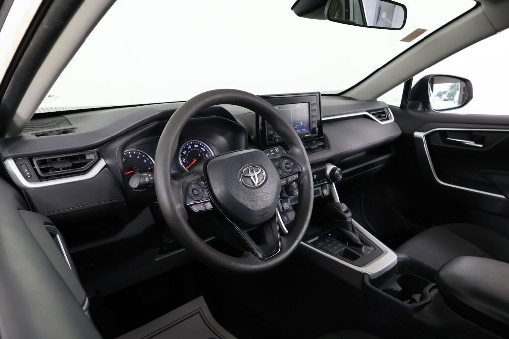 Used 2020 Toyota RAV4 XLE w/ All Weather Liner Package image 10