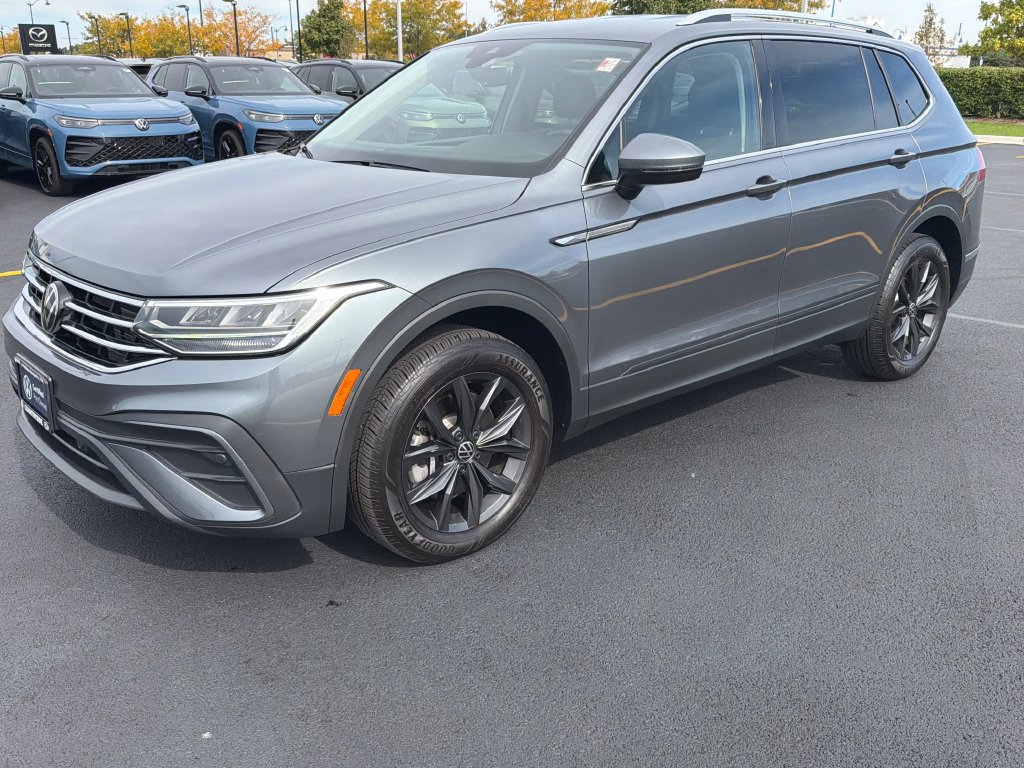 Certified 2024 Volkswagen Tiguan SE w/ MDO Package, Two-Row AWD/4WD image 3
