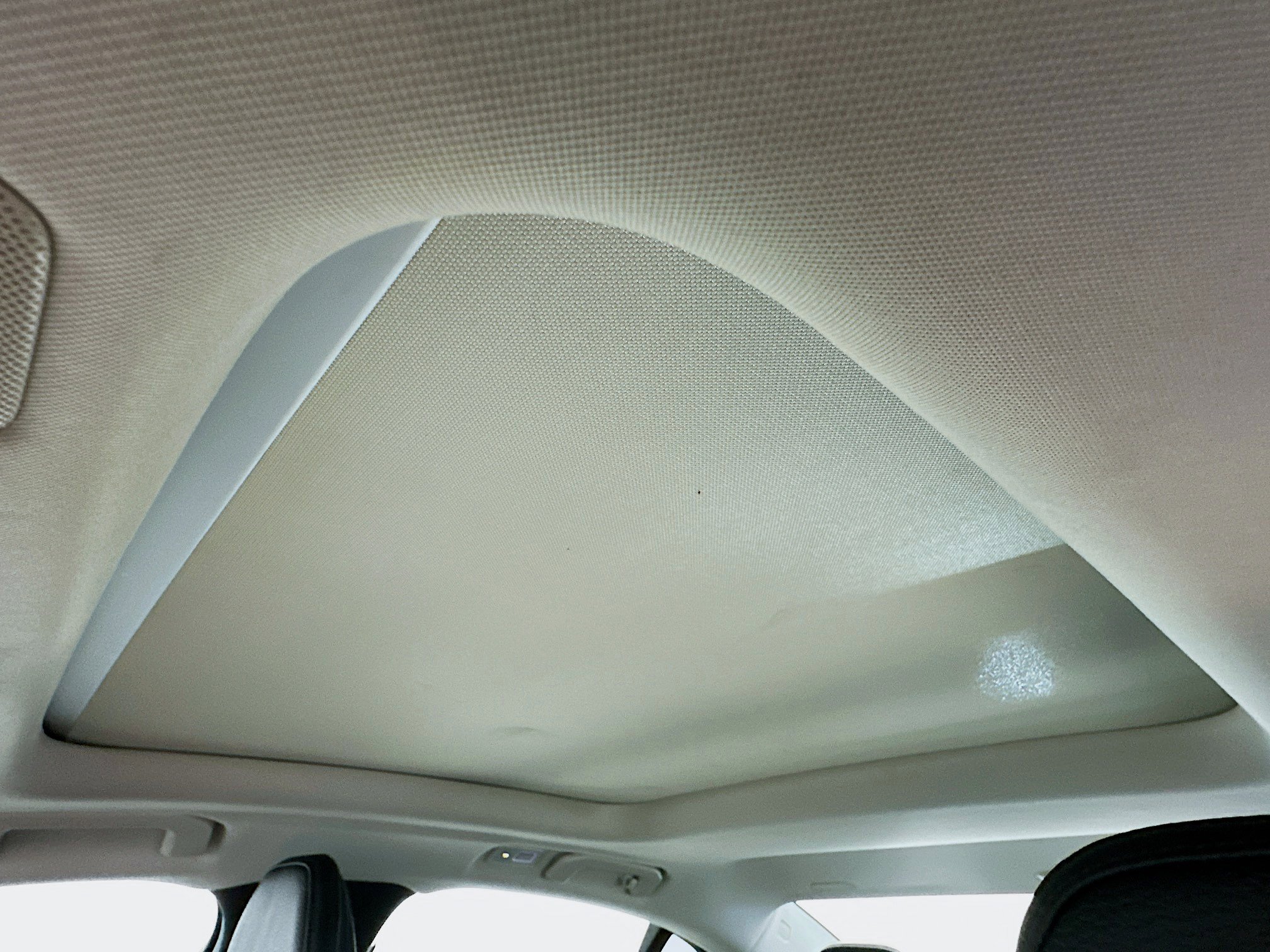 Used 2023 Volvo S60 T8 Plus image 26