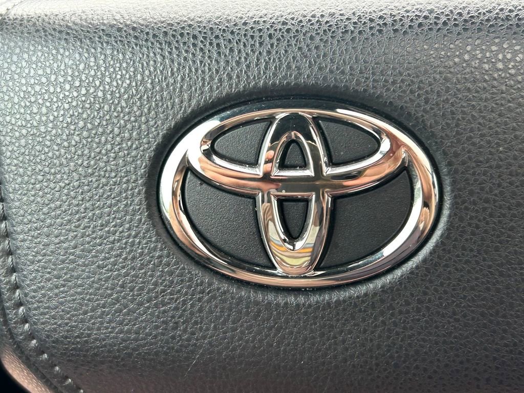 Used 2023 Toyota Tundra Platinum w/ Advanced Package AWD/4WD image 48