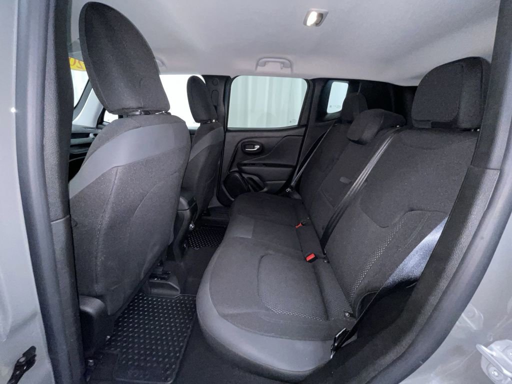 Used 2020 Jeep Renegade Altitude image 12