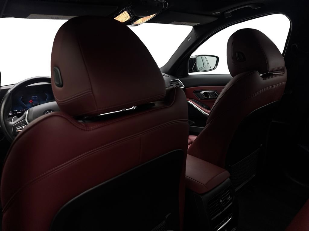 Used 2023 BMW 330i Sedan w/ Convenience Package image 35