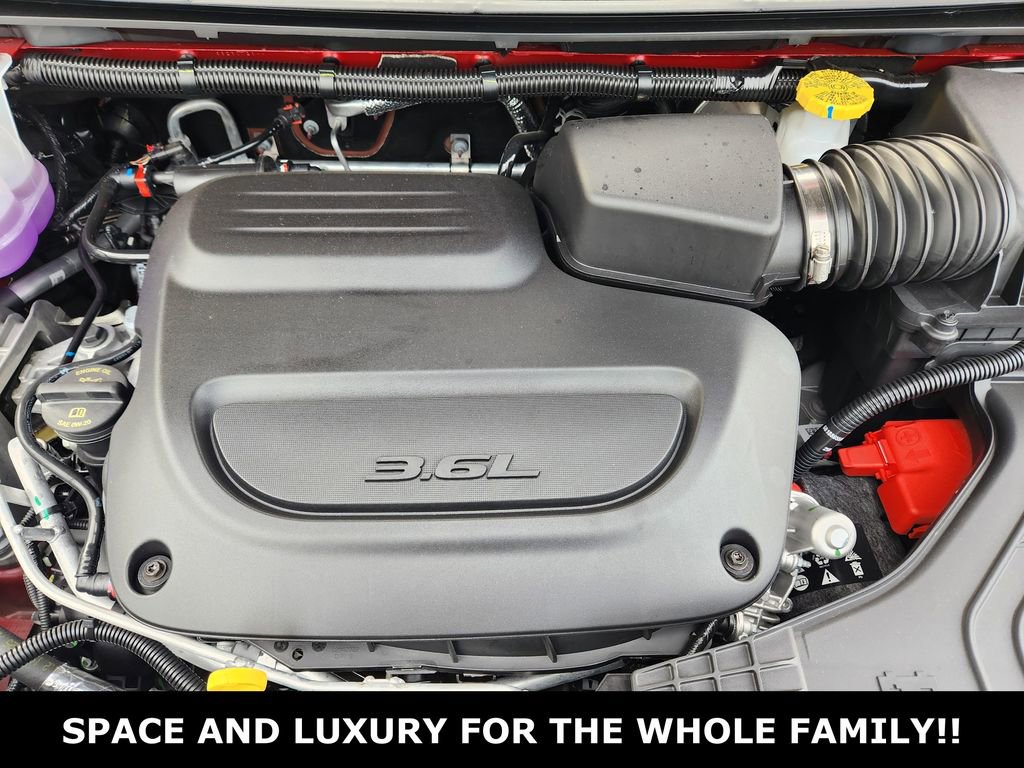 New 2026 Chrysler Pacifica Limited w/ Uconnect Theater Family Group AWD/4WD image 21