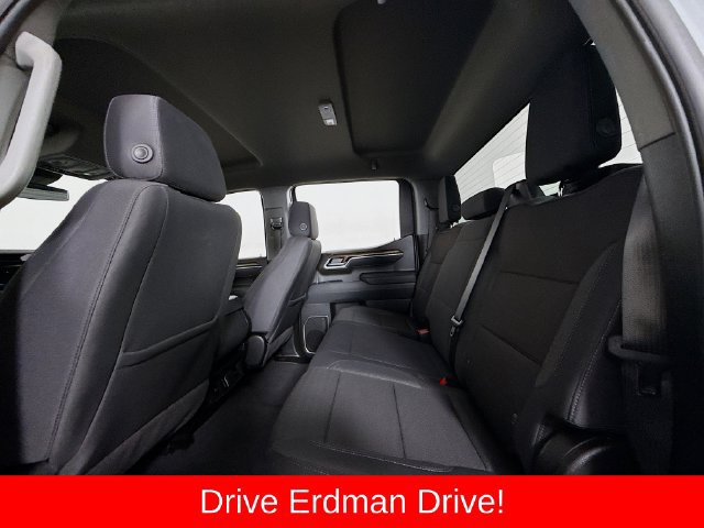 Used 2026 Chevrolet Silverado 1500 LT AWD/4WD image 9