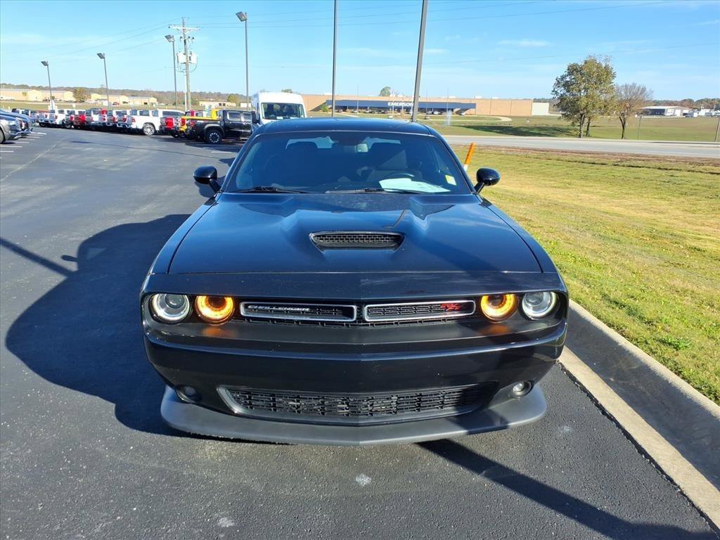 Used 2022 Dodge Challenger R/T image 2