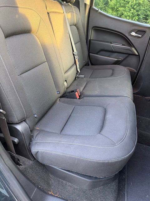 Used 2017 Chevrolet Colorado LT w/ LT Convenience Package RWD image 12