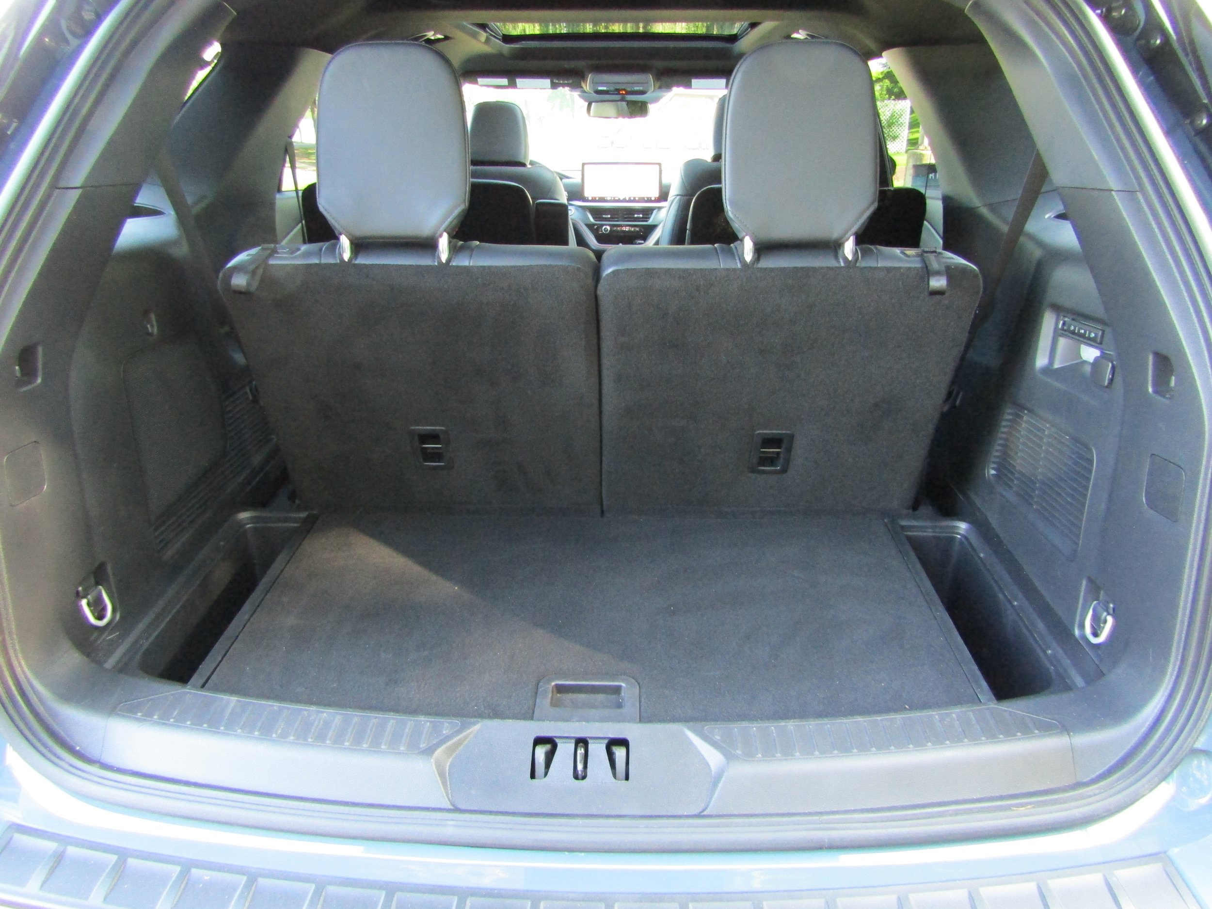 Used 2025 Ford Explorer ST w/ Sun And Sound Package AWD/4WD image 25