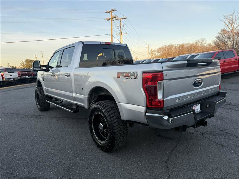 Used 2019 Ford F250 XLT w/ XLT Premium Package AWD/4WD image 6
