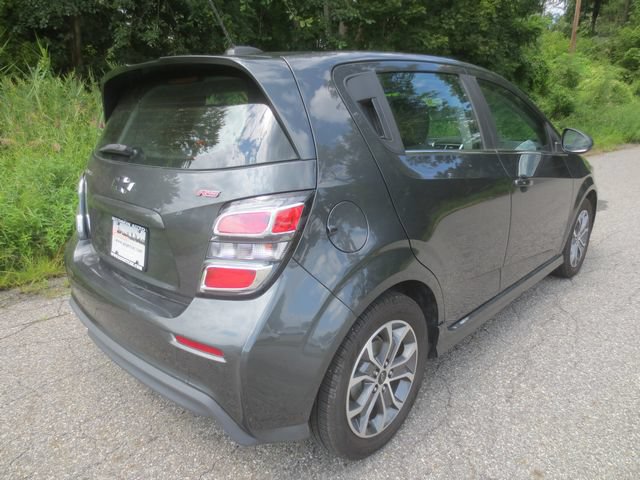 Used 2019 Chevrolet Sonic LT w/ Convenience Package FWD image 4