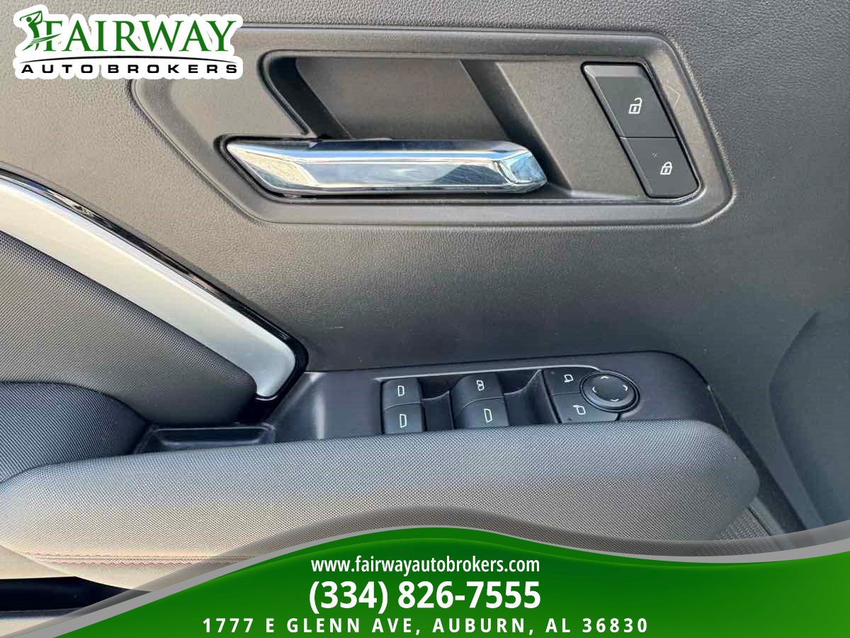 Used 2023 Chevrolet Colorado Z71 AWD/4WD image 14
