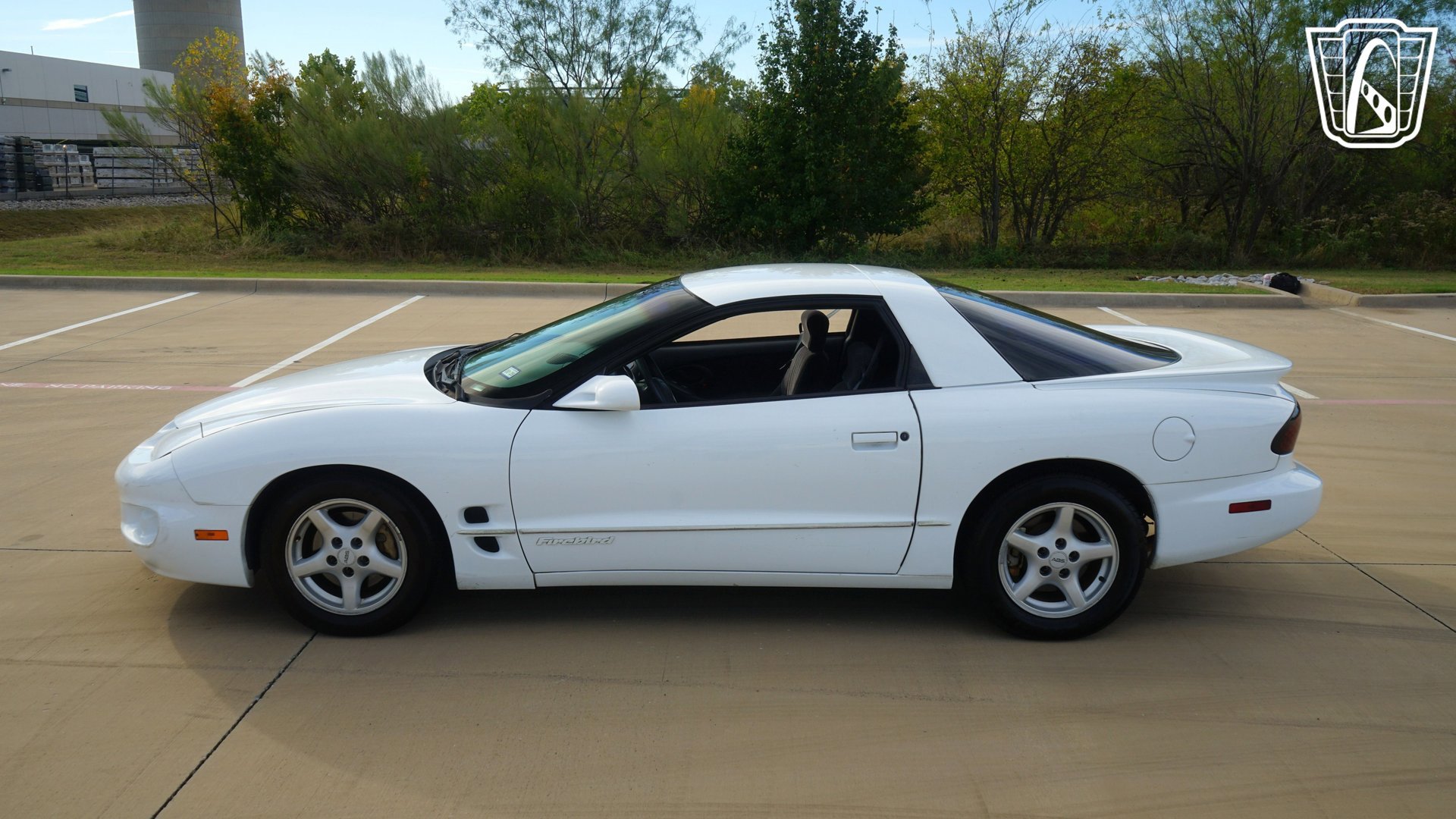 Used 1998 Pontiac Firebird Formula w/ Opt Pkg image 5