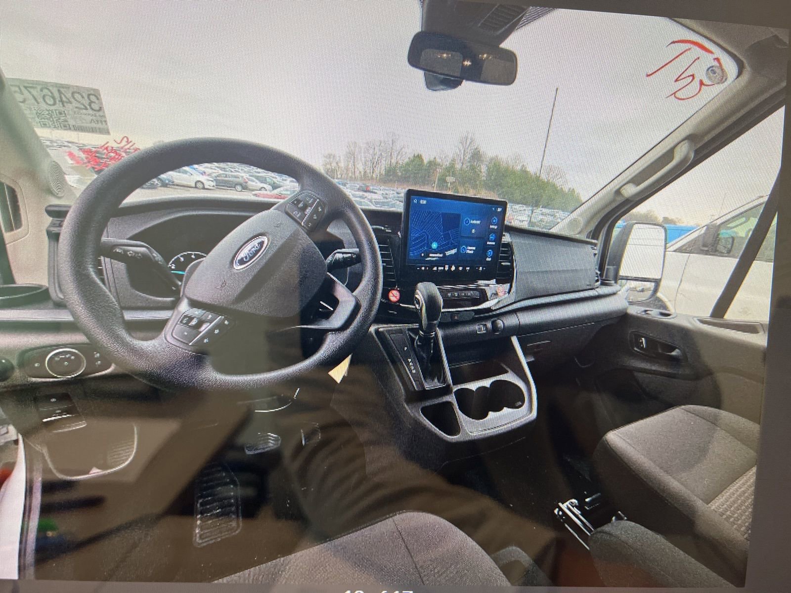 Used 2025 Ford Transit 350 XLT image 25