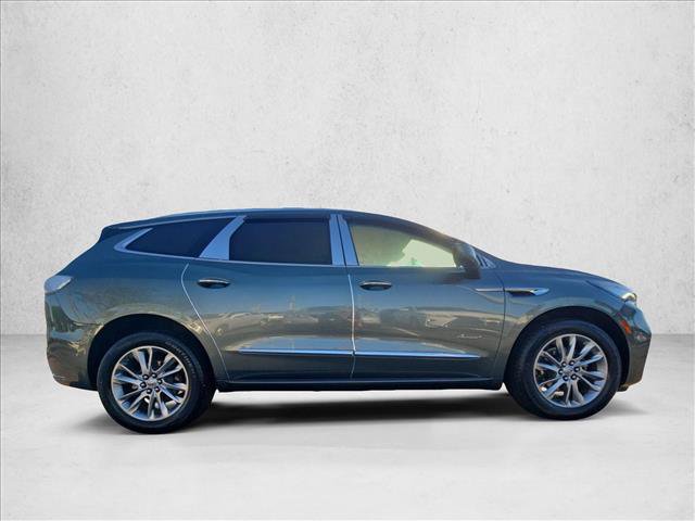 Used 2024 Buick Enclave Avenir FWD image 4