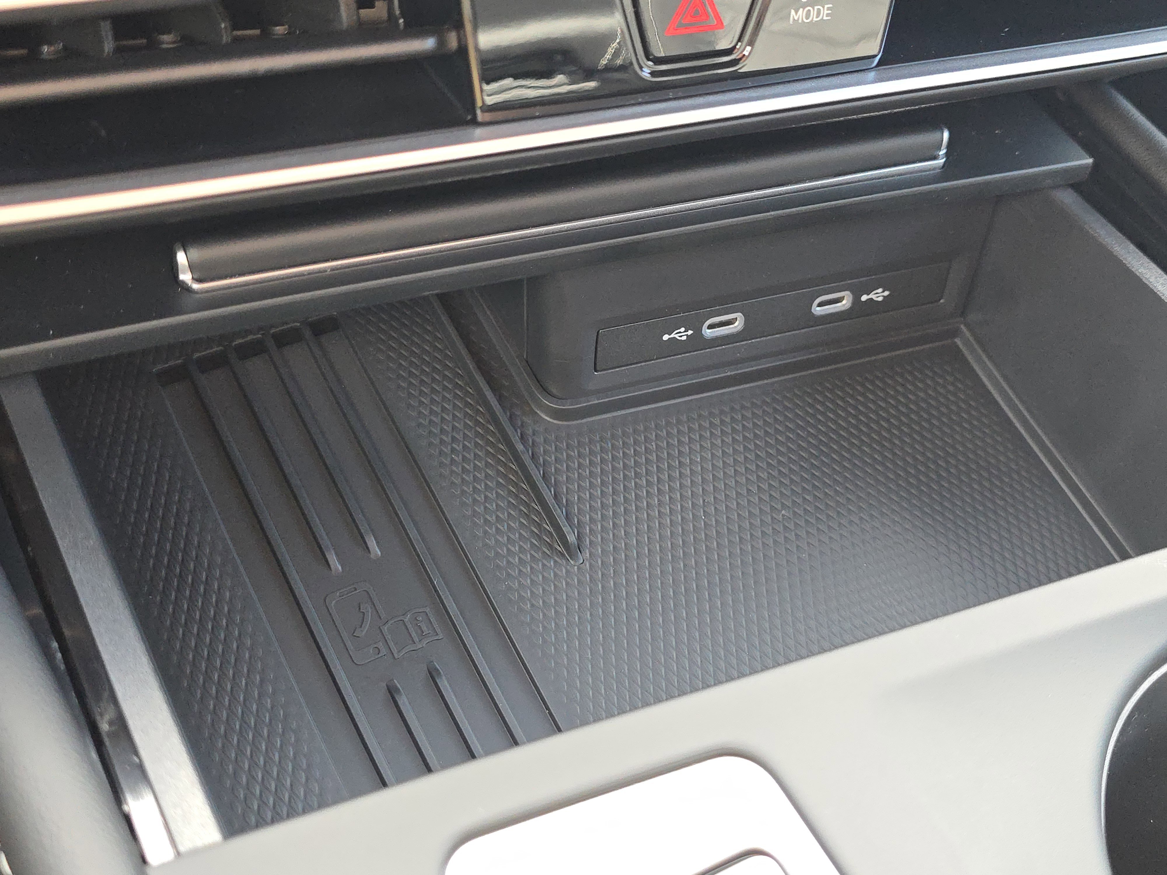 New 2026 Volkswagen Atlas Cross Sport SE image 25