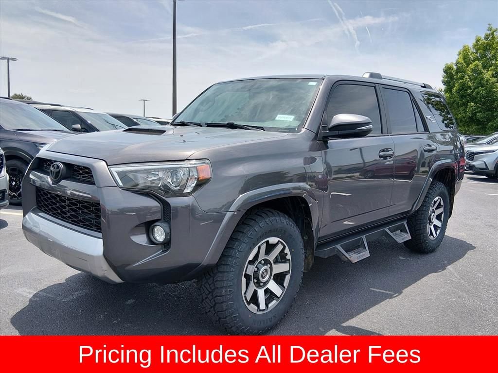 Used 2018 Toyota 4Runner TRD Off-Road Premium AWD/4WD image 7