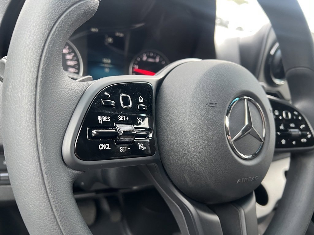 Used 2024 Mercedes-Benz Sprinter 4500 image 30