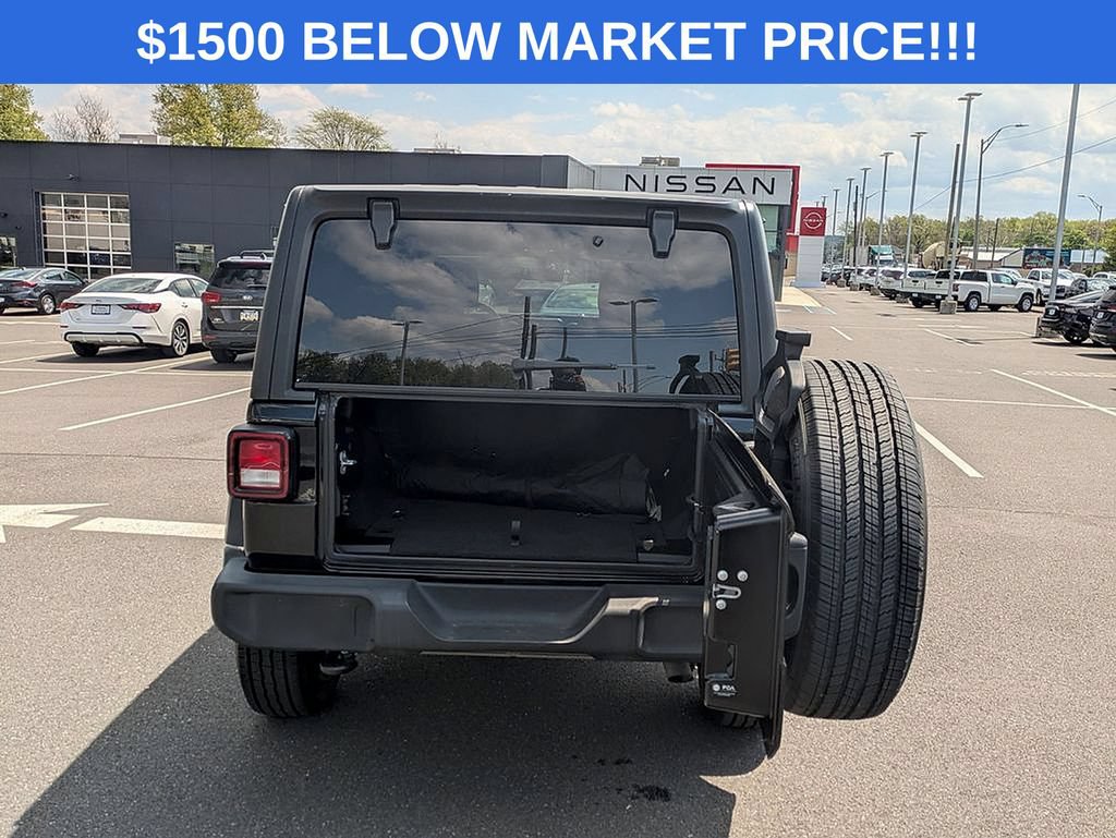 Used 2022 Jeep Wrangler Unlimited Sport AWD/4WD image 22
