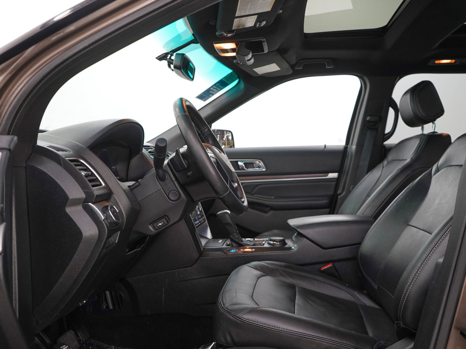 Used 2016 Ford Explorer Limited AWD/4WD image 24