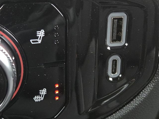 New 2026 GMC Sierra 1500 Elevation image 8