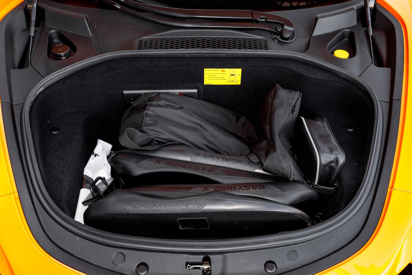 Used 2025 McLaren Artura image 46