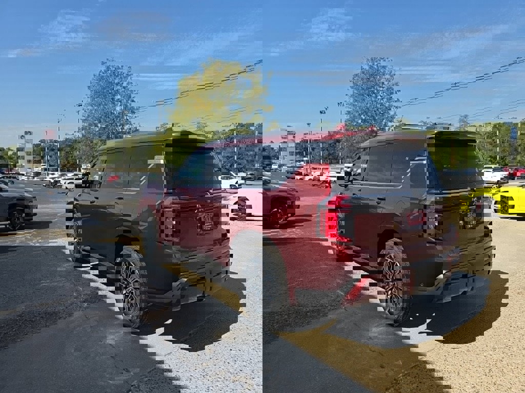 New 2026 Nissan Armada SL w/ Captain's Chari Seat Package image 8