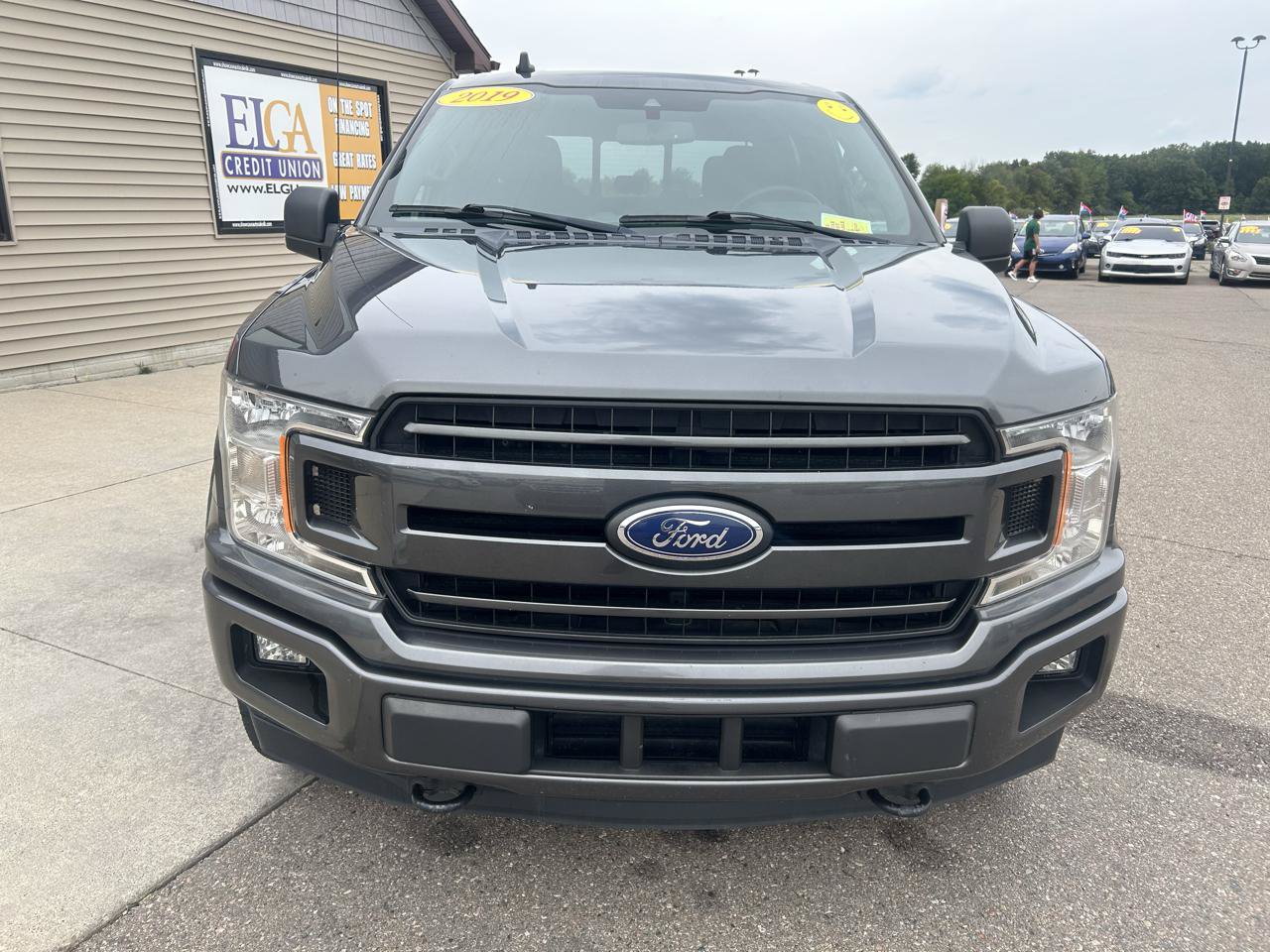 Used 2019 Ford F150 XLT w/ Equipment Group 302A Luxury AWD/4WD image 2