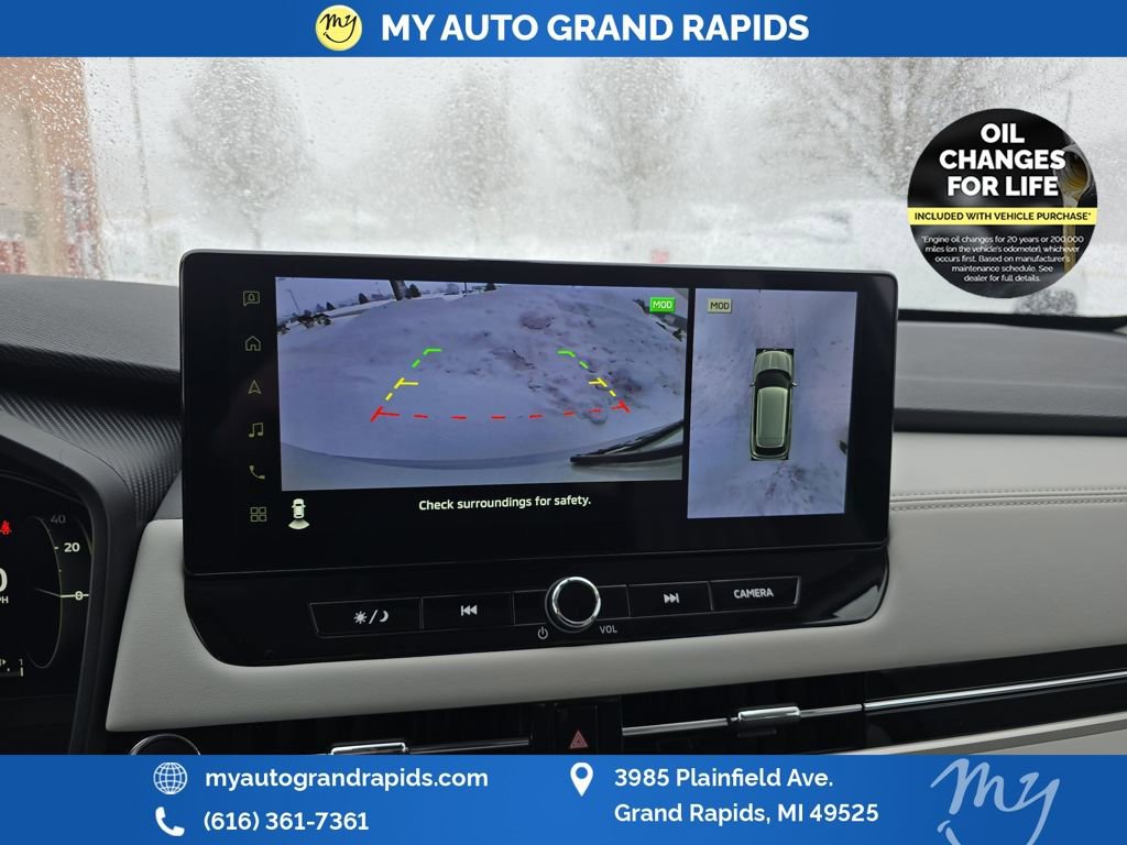 Used 2025 Mitsubishi Outlander SEL image 22