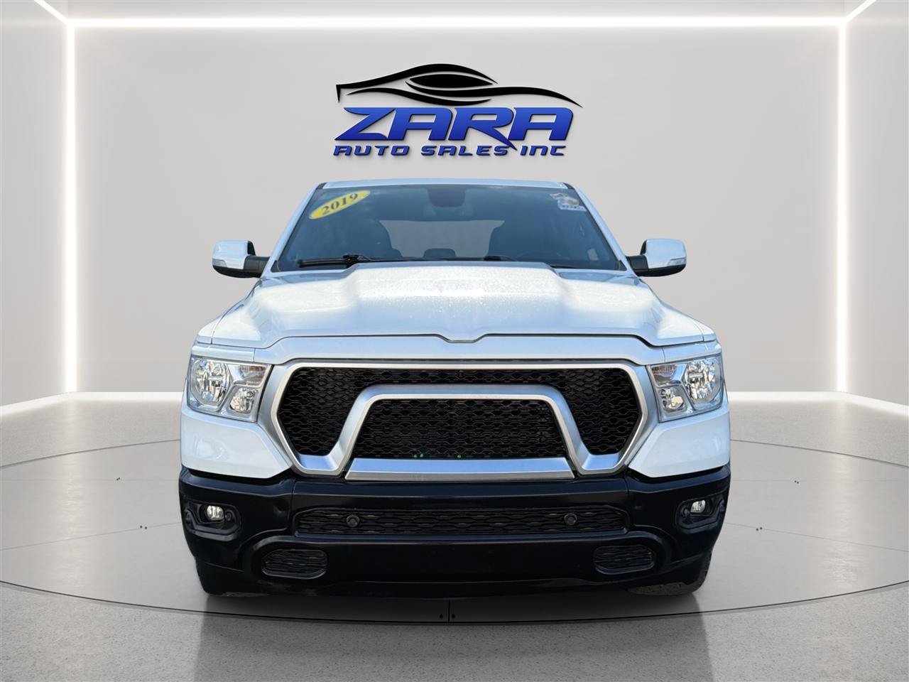 Used 2019 RAM 1500 Big Horn AWD/4WD image 2