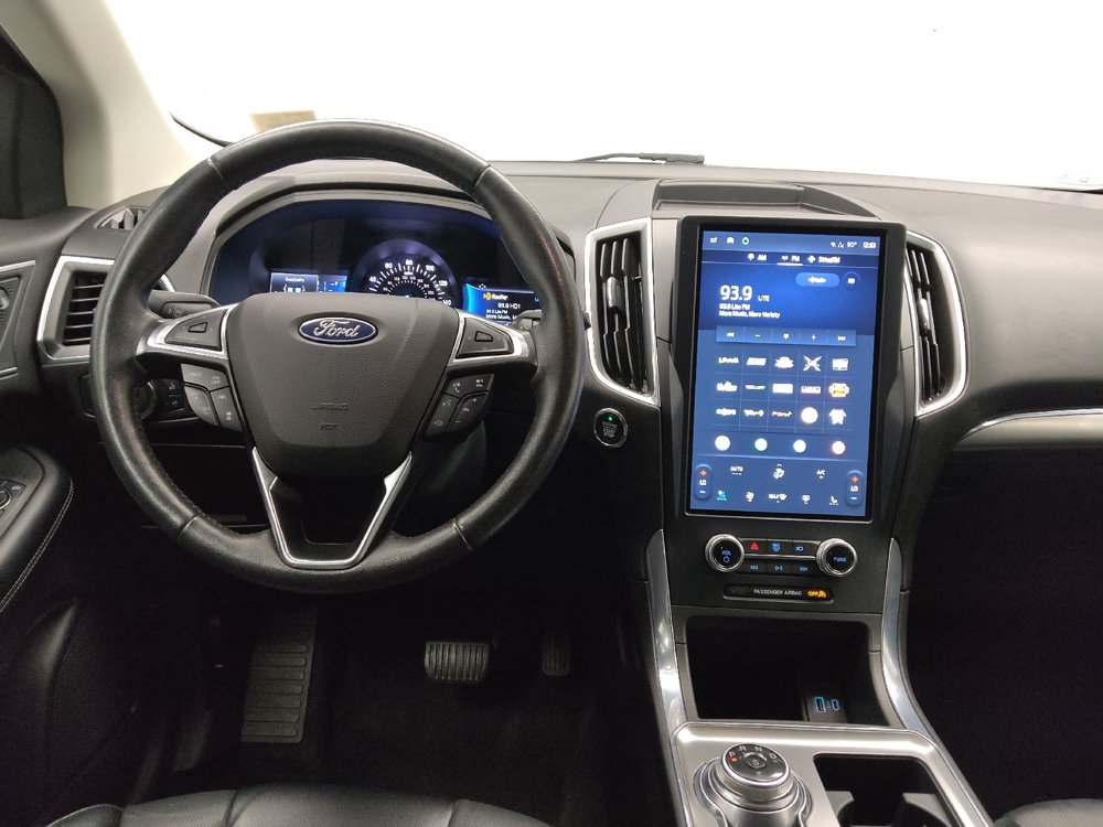 Used 2022 Ford Edge Titanium w/ Equipment Group 301A AWD/4WD image 22