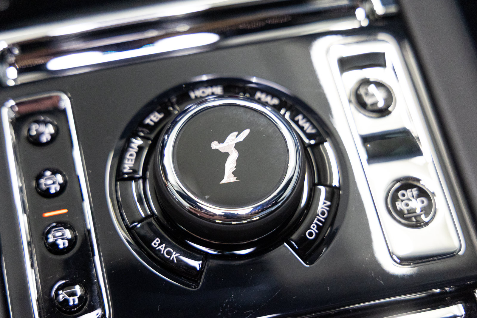 New 2027 Rolls-Royce Cullinan AWD/4WD image 54