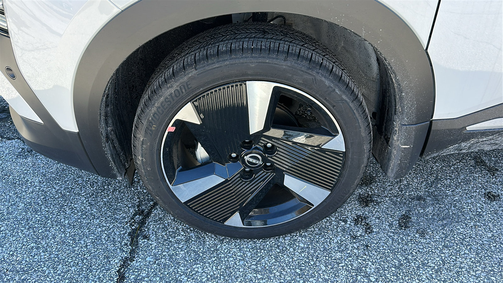 New 2026 Nissan Kicks SR AWD/4WD image 6