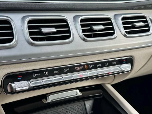 Used 2025 Mercedes-Benz GLS 450 4MATIC image 26