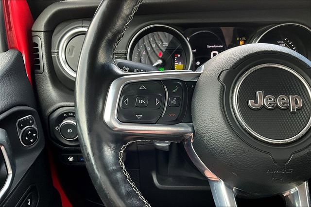 Used 2021 Jeep Wrangler Unlimited Sahara w/ Cold Weather Group AWD/4WD image 11