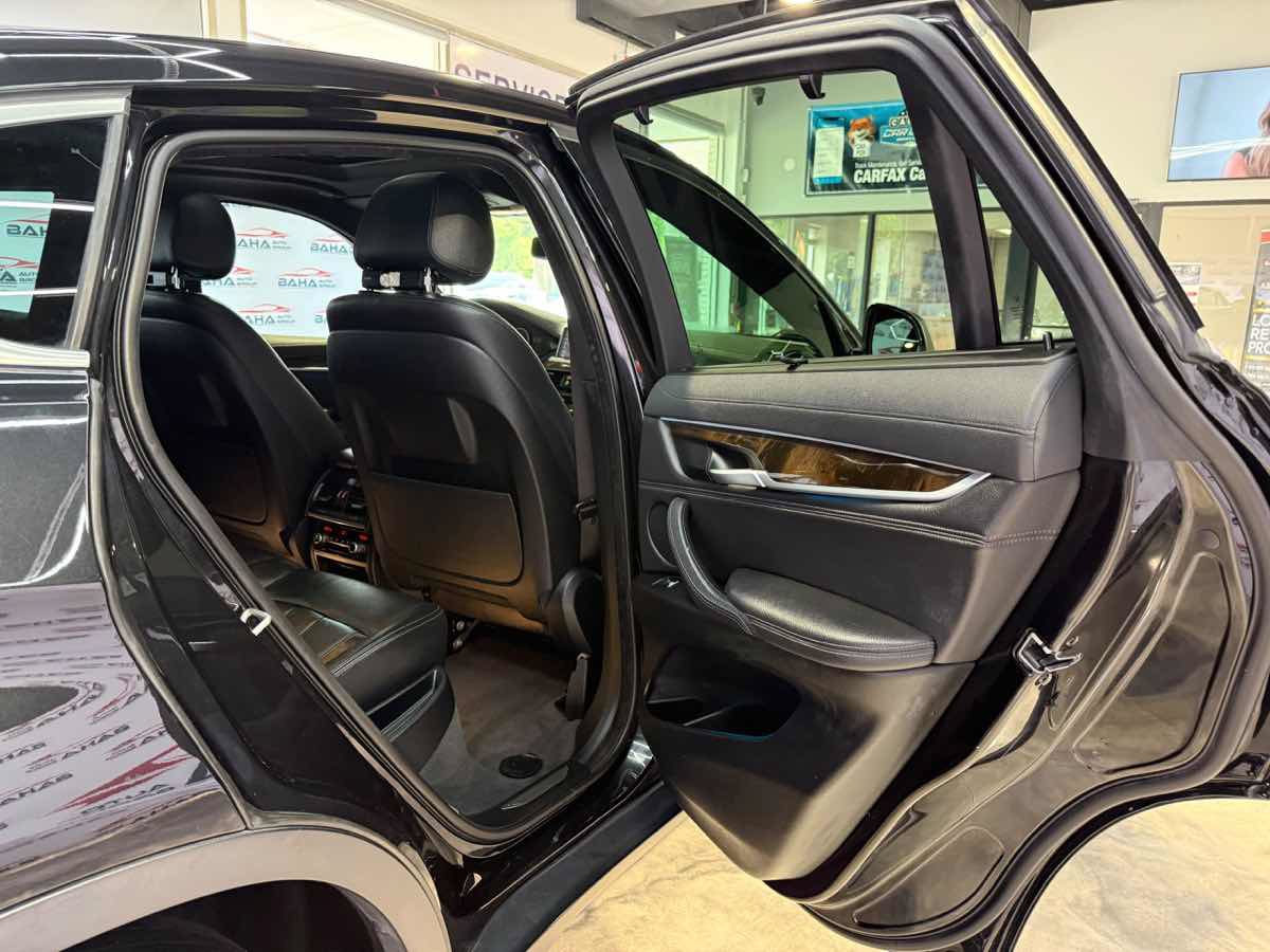 Used 2017 BMW X6 sDrive35i RWD image 33