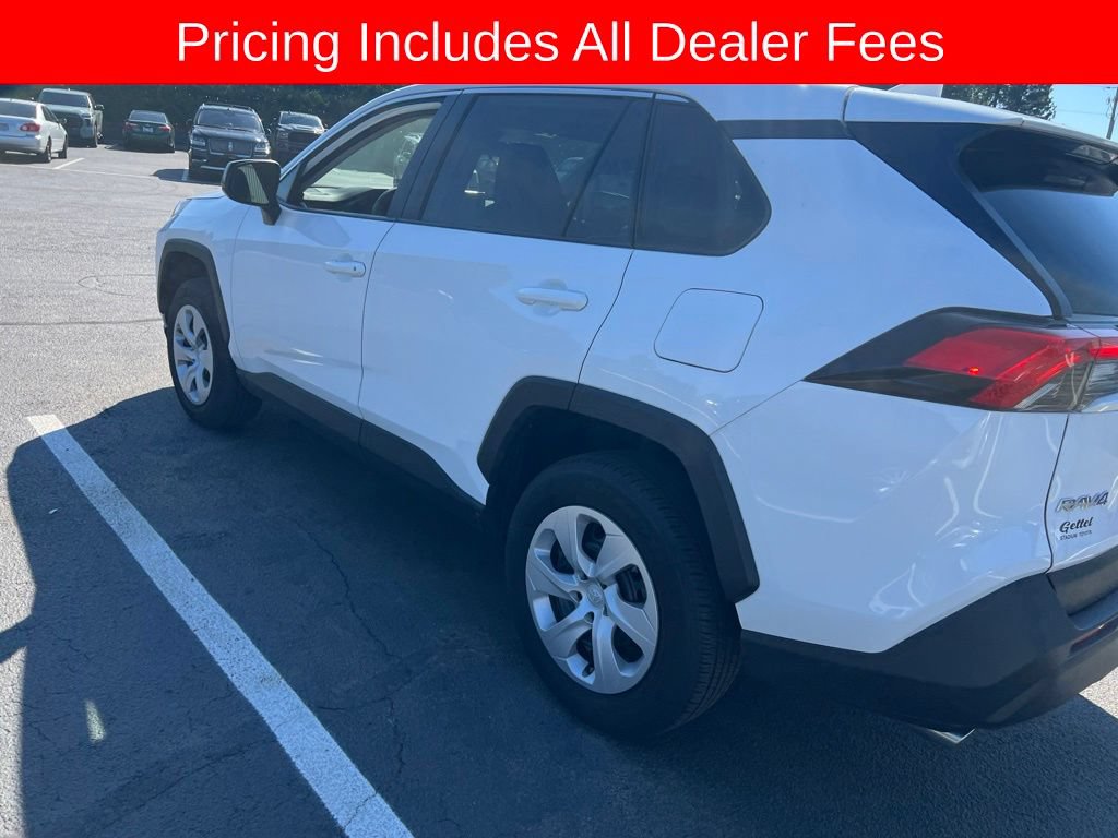 Used 2025 Toyota RAV4 LE AWD/4WD image 26