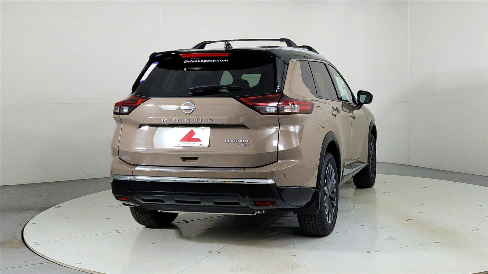 New 2025 Nissan Rogue Platinum w/ Platinum Premium Package image 6