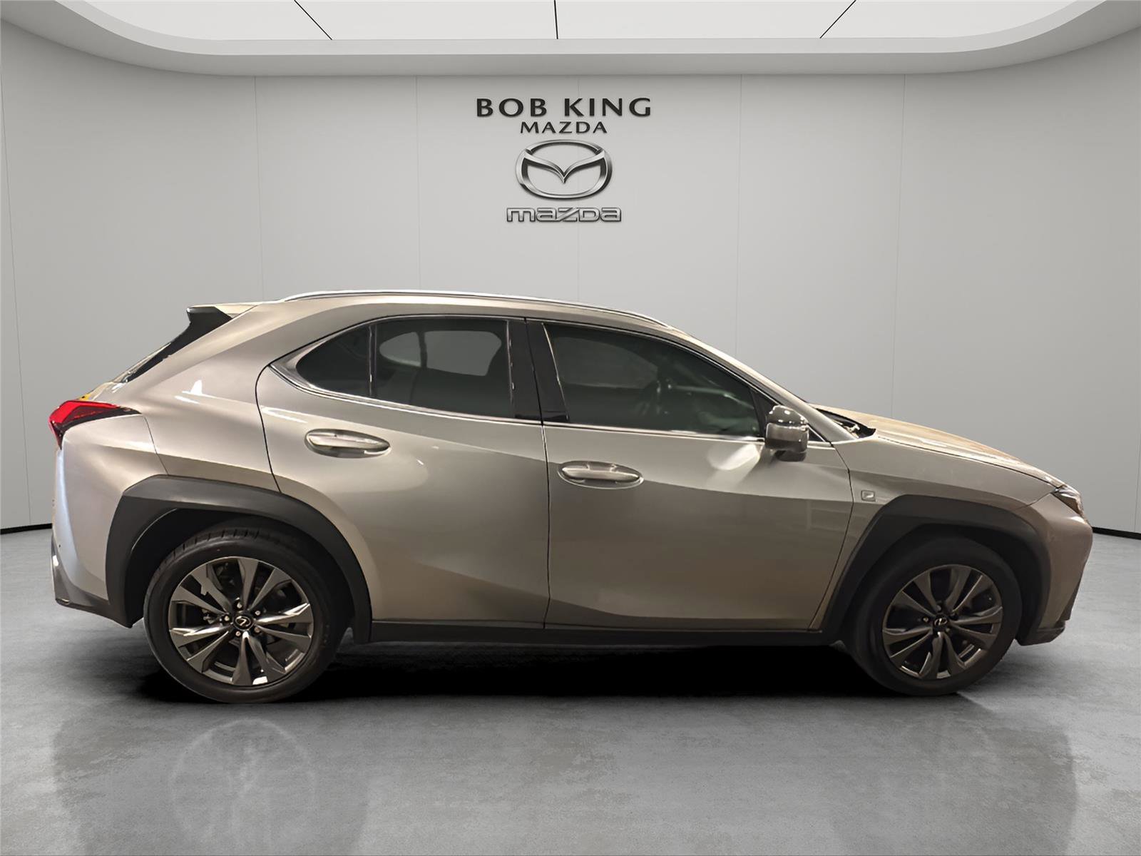 Used 2019 Lexus UX 200 F Sport w/ F Sport Premium Package image 6